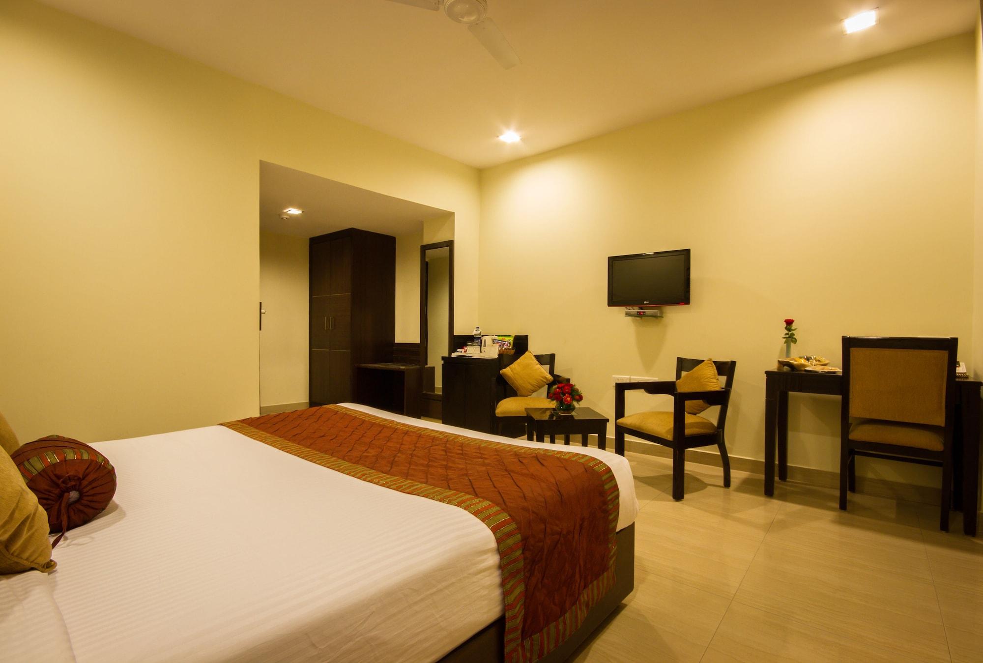 Hotel Classic Diplomat New Delhi Room photo